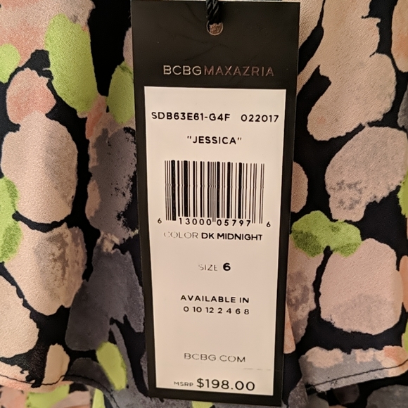 BCBGMaxAzria Dresses & Skirts - BCBG Floral Pattern Dress